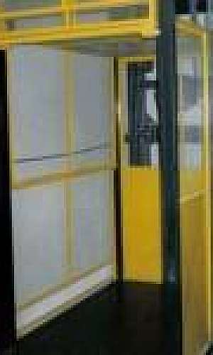 Elevador carga e descarga Elevador carga e descarga